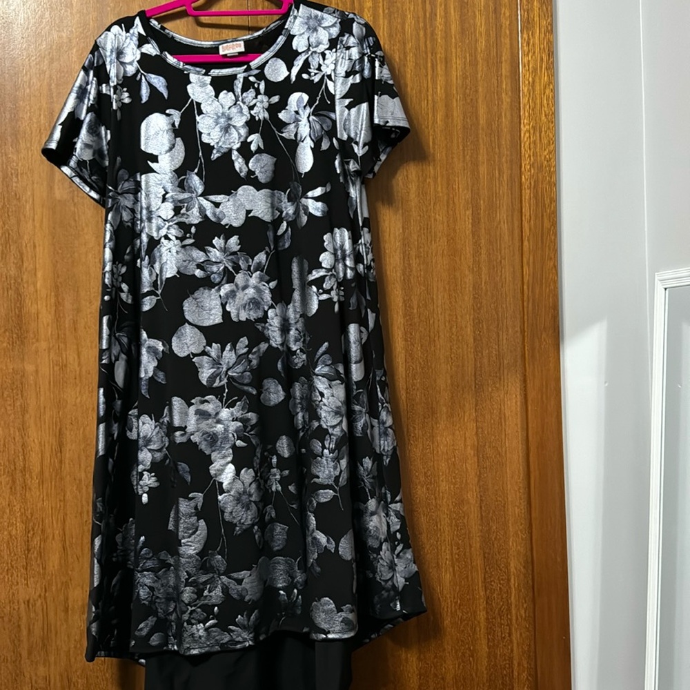 LuLaRoe Elegant Collection Carly